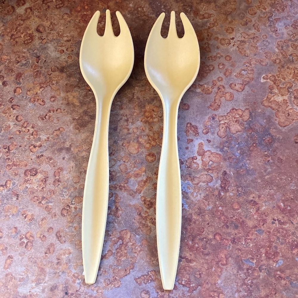Tupperware harvest gold salad forks